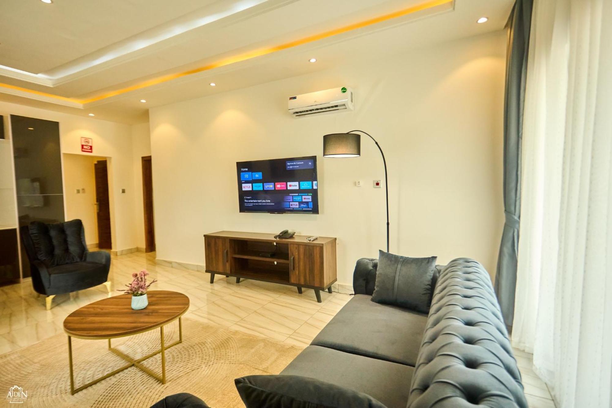 Aiden Homes And Apartments Hotel コフォリドゥア エクステリア 写真