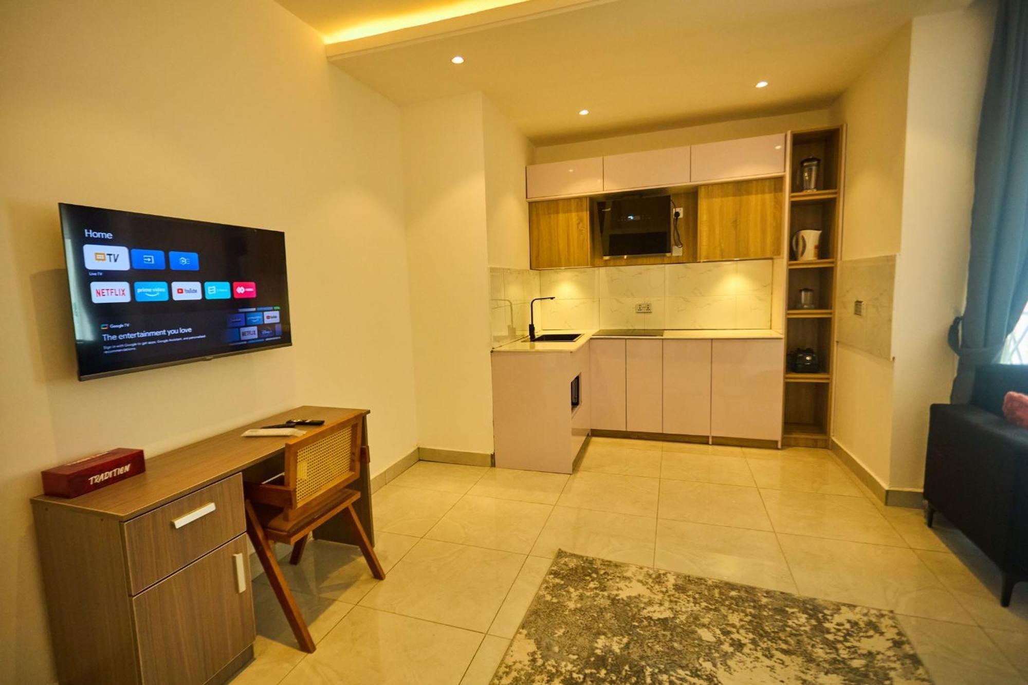 Aiden Homes And Apartments Hotel コフォリドゥア エクステリア 写真