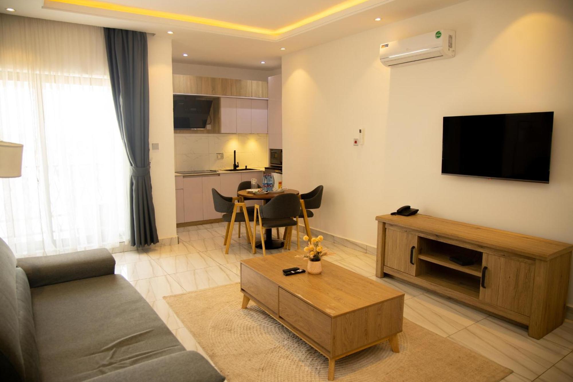 Aiden Homes And Apartments Hotel コフォリドゥア エクステリア 写真