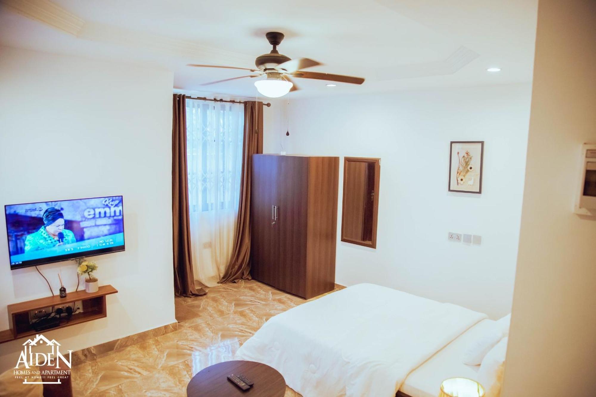 Aiden Homes And Apartments Hotel コフォリドゥア エクステリア 写真